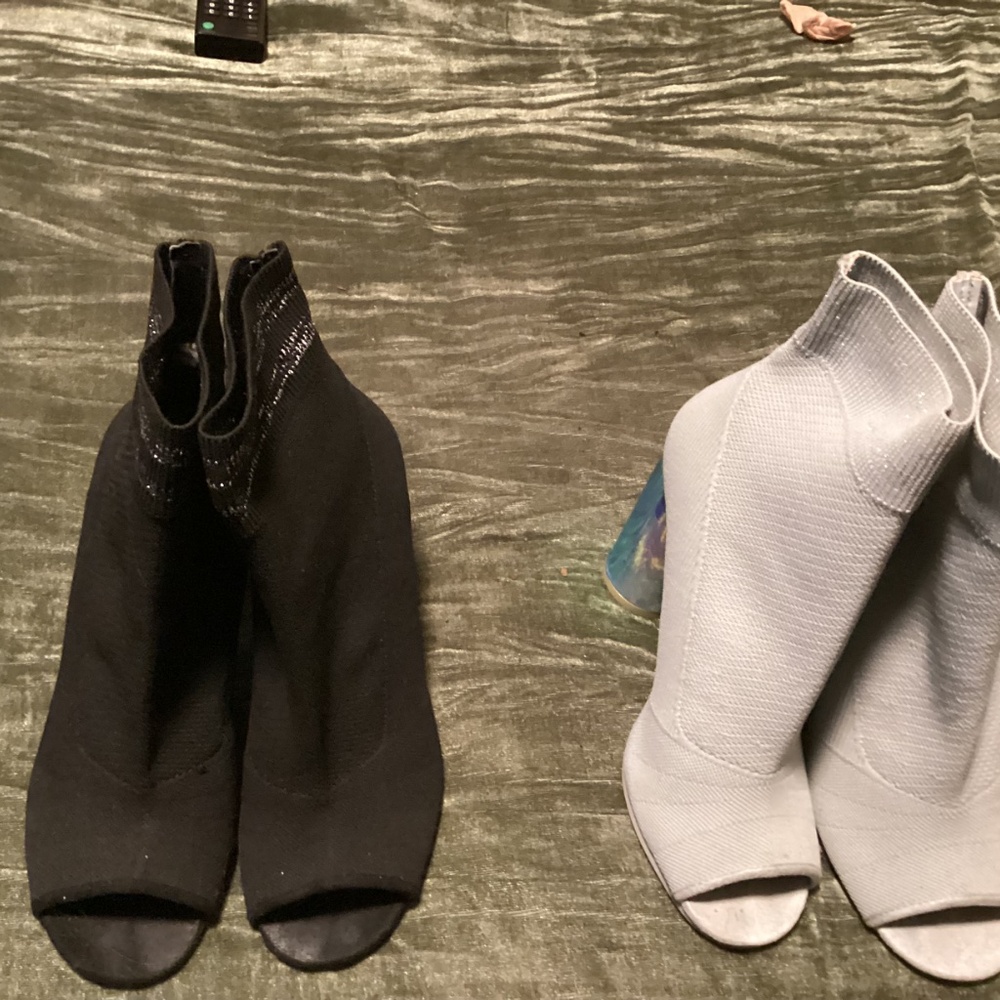 Shoes - Picture 2 of 7